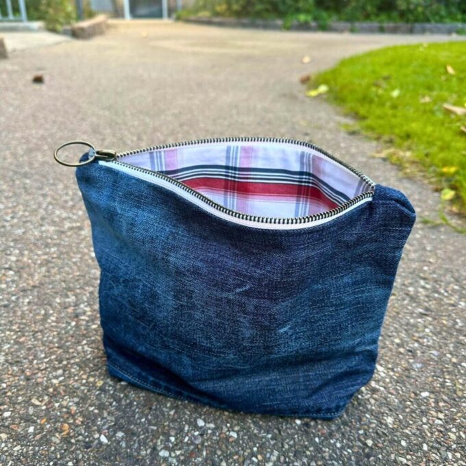 Medium Projekttaske - Blå Denim - Morfar - Billede 3