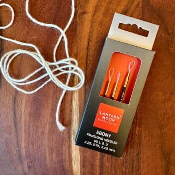 Lantern moon uldnåle